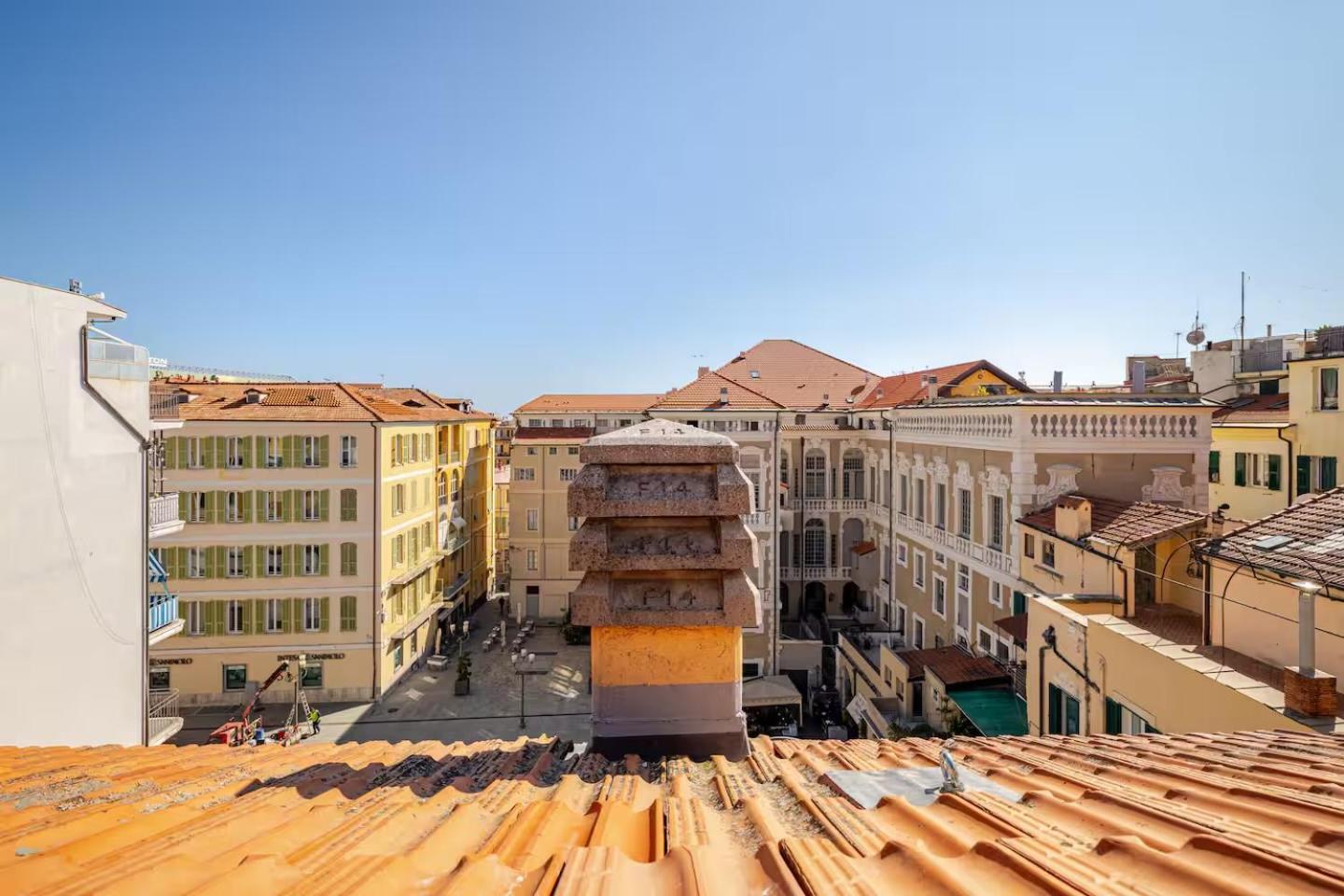 Mansarda Margot Parking Included Apartamento San Remo