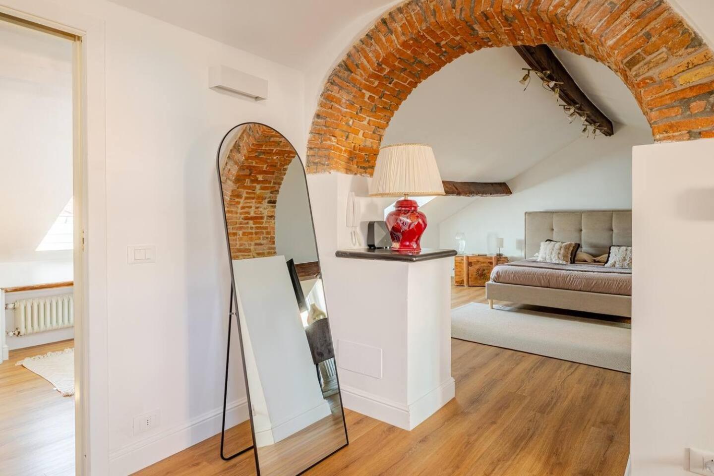 Appartamento Mansarda Margot Parking Included